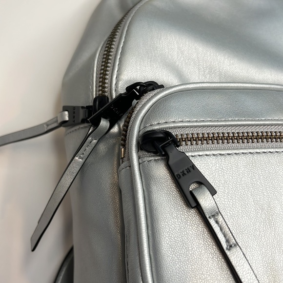 DKNY Metallic Silver Mini Backpack w/ Black Chain Details, NWOT! - Picture 4 of 10